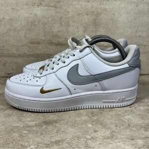 Nike Men's White and Gray Sneakers with Gold Details